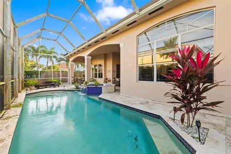 343 SW 187th Terrace Pembroke Pines FL 33029