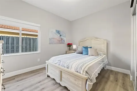 343 SW 187th Terrace Pembroke Pines FL 33029