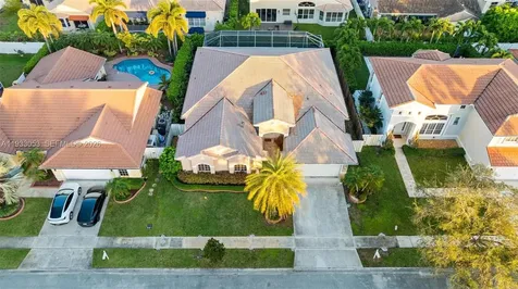 343 SW 187th Terrace Pembroke Pines FL 33029