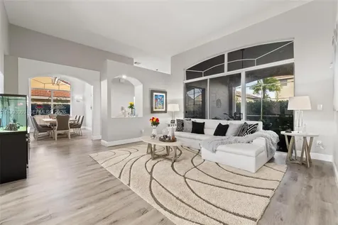 343 SW 187th Terrace Pembroke Pines FL 33029
