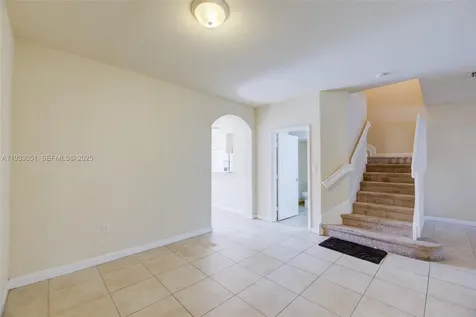 3316 W 91st Terrace Hialeah FL 33018