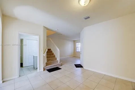3316 W 91st Terrace Hialeah FL 33018
