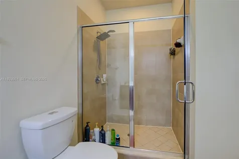 3316 W 91st Terrace Hialeah FL 33018