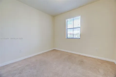 3316 W 91st Terrace Hialeah FL 33018
