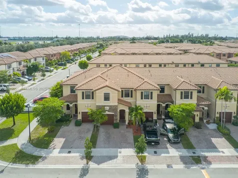 3316 W 91st Terrace Hialeah FL 33018