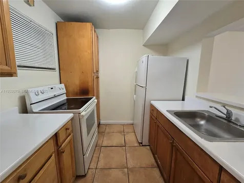 3600 NW 21st Street Lauderdale Lakes FL 33311