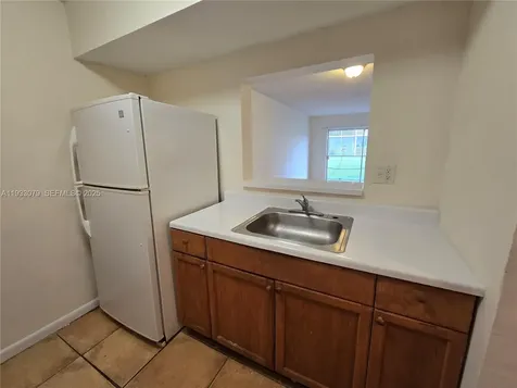 3600 NW 21st Street Lauderdale Lakes FL 33311