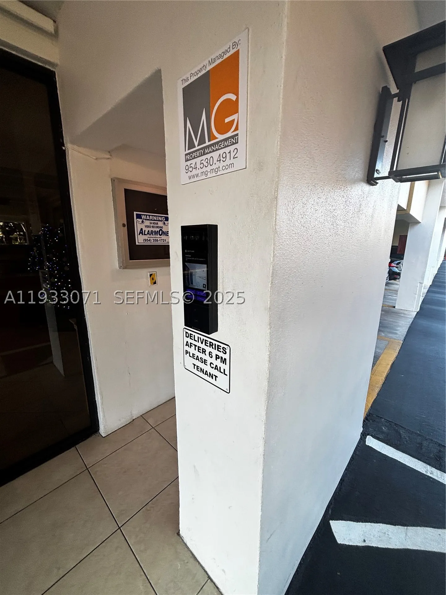 2500 NE 48th Lane Fort Lauderdale FL 33308