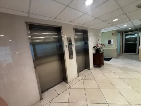 2500 NE 48th Lane Fort Lauderdale FL 33308