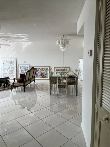 2500 NE 48th Lane Fort Lauderdale FL 33308