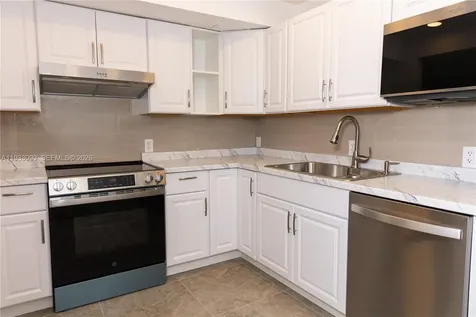 3625 N Country Club Drive Aventura FL 33180