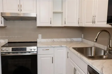 3625 N Country Club Drive Aventura FL 33180