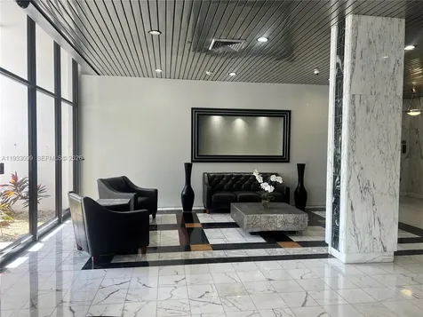 3625 N Country Club Drive Aventura FL 33180