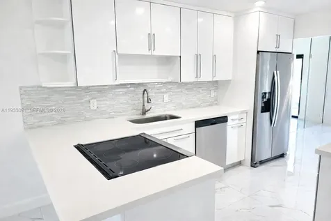 9723 N New River Canal Road Plantation FL 33324