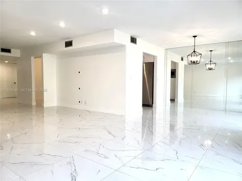 9723 N New River Canal Road Plantation FL 33324