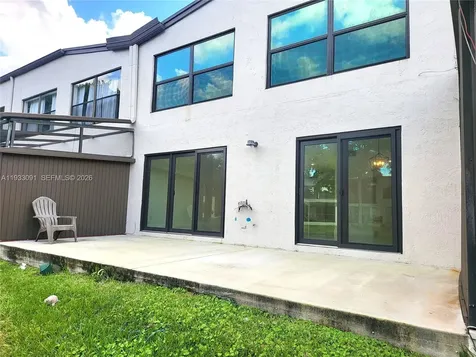 9723 N New River Canal Road Plantation FL 33324