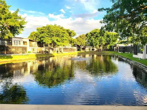 9723 N New River Canal Road Plantation FL 33324