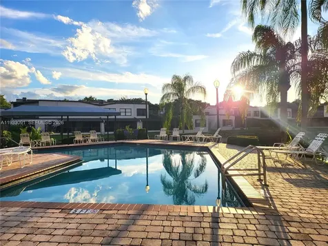 9723 N New River Canal Road Plantation FL 33324