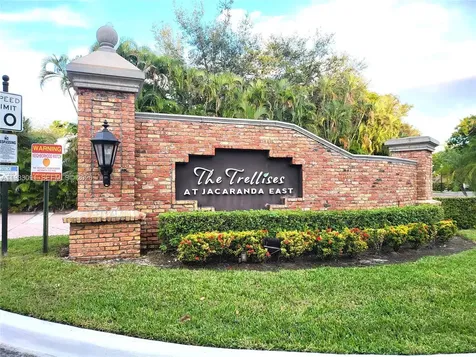 9723 N New River Canal Road Plantation FL 33324