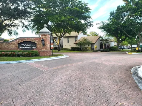 9723 N New River Canal Road Plantation FL 33324