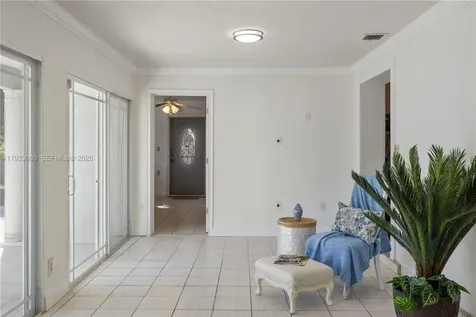 5685 SW 72nd Avenue Miami FL 33143