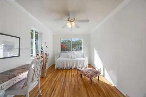 5685 SW 72nd Avenue Miami FL 33143