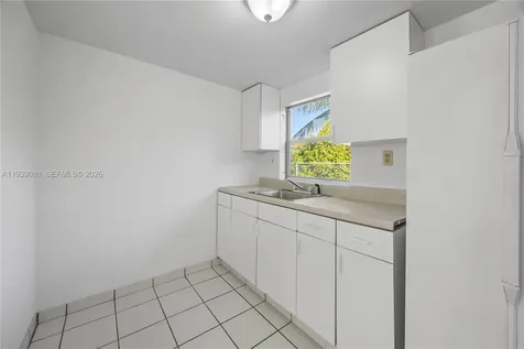 5685 SW 72nd Avenue Miami FL 33143