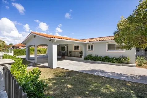 5685 SW 72nd Avenue Miami FL 33143