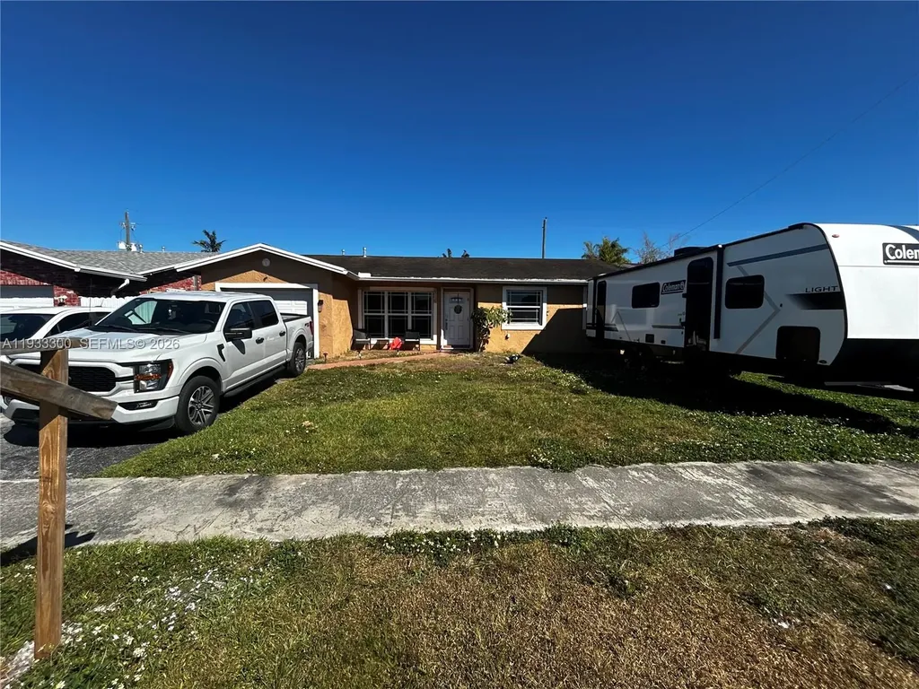 11751 NW 32nd Manor Sunrise FL 33323