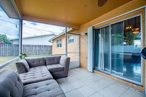 11751 NW 32nd Manor Sunrise FL 33323