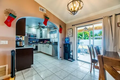 11751 NW 32nd Manor Sunrise FL 33323