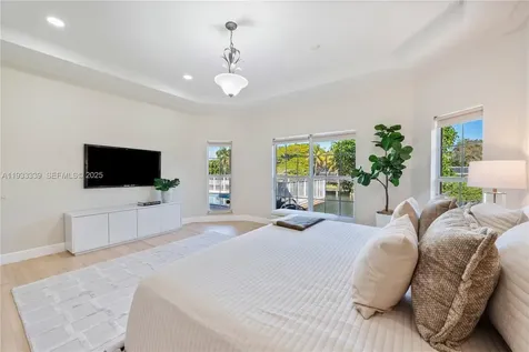 1511 Agua Avenue Coral Gables FL 33156