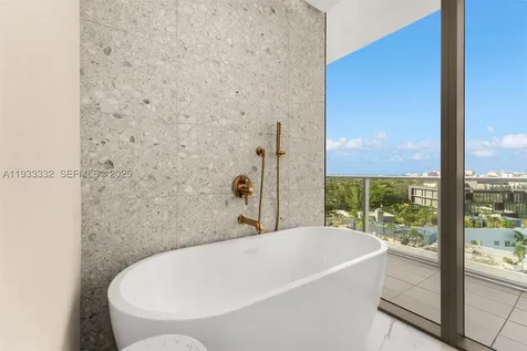 2678 Tigertail Avenue Miami FL 33133