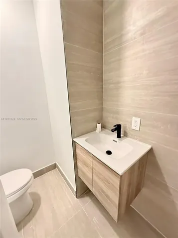125 SW 19th Avenue Miami FL 33135