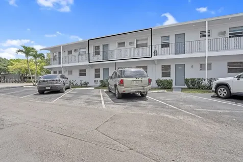 7401 Pines Boulevard Pembroke Pines FL 33024