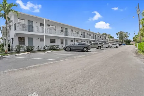 7401 Pines Boulevard Pembroke Pines FL 33024