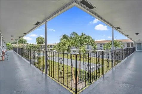 7401 Pines Boulevard Pembroke Pines FL 33024