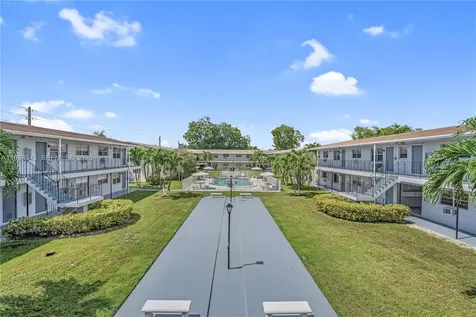 7401 Pines Boulevard Pembroke Pines FL 33024