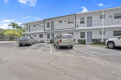 7401 Pines Boulevard Pembroke Pines FL 33024