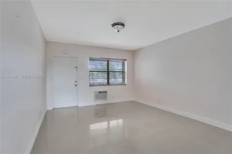 7401 Pines Boulevard Pembroke Pines FL 33024