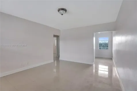 7401 Pines Boulevard Pembroke Pines FL 33024