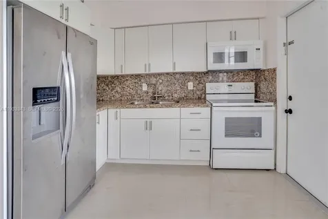 7401 Pines Boulevard Pembroke Pines FL 33024