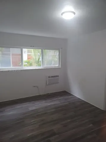 6950 Byron Avenue Miami Beach FL 33141