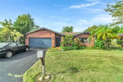 7545 NW 99th Avenue Tamarac FL 33321