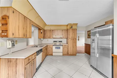 7545 NW 99th Avenue Tamarac FL 33321