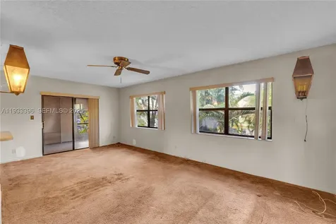 7545 NW 99th Avenue Tamarac FL 33321