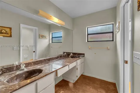 7545 NW 99th Avenue Tamarac FL 33321