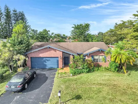 7545 NW 99th Avenue Tamarac FL 33321