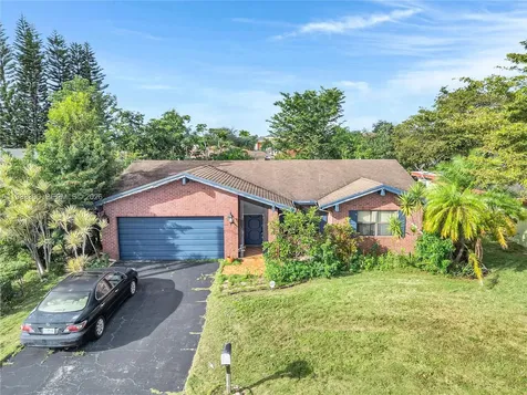 7545 NW 99th Avenue Tamarac FL 33321