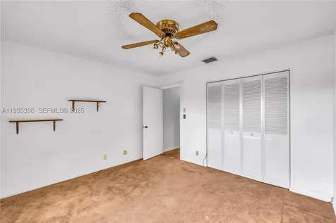 7545 NW 99th Avenue Tamarac FL 33321